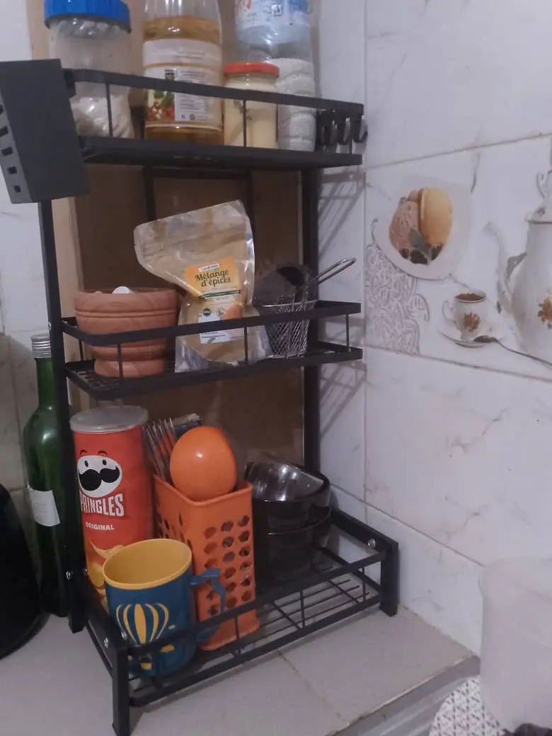 Étagère de rangement robuste et élégante pour ustensiles et accessoires de cuisine