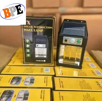 Lampe solaire extérieure 3W avec panneau solaire intégré