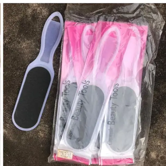 Râpe à pieds double face exfoliant manuel anti-callosités