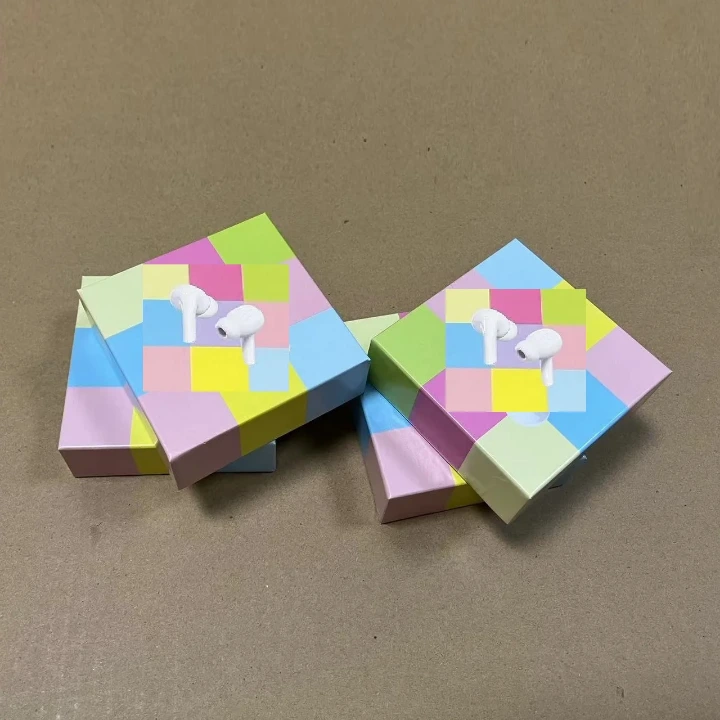 Écouteurs sans fil A10 boîtier lumineux design pastel