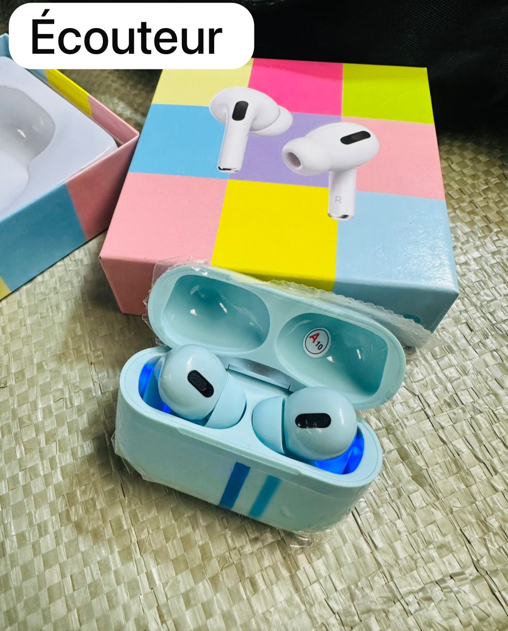 écouteurs Bluetooth design pastel recharge rapide Bénin