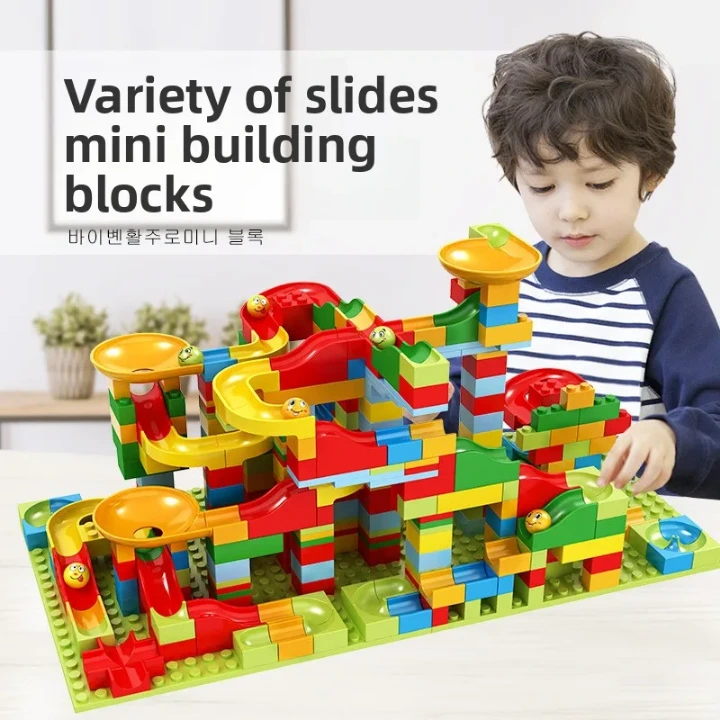 Jeu créatif mini-toboggans pour enfants