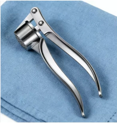 ustensile cuisine robuste Bénin