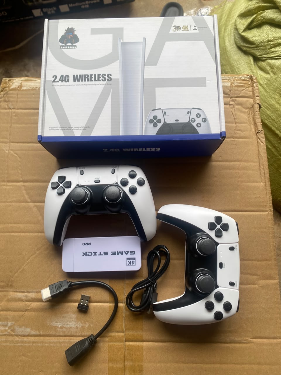 Console de jeu sans fil 2.4G Game Stick Pro