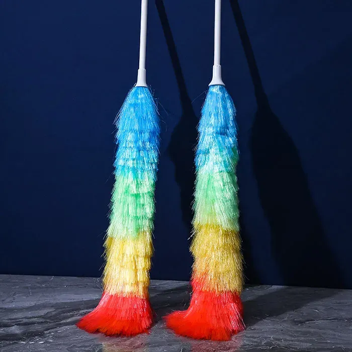 plumeau-multicolore-anti-poussière-calavi.webp