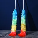 plumeau-multicolore-anti-poussière-calavi.webp