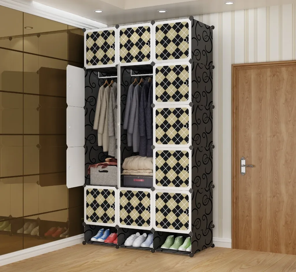 armoire-modulaire-en-panneaux-plastiques-3-battants-2.webp